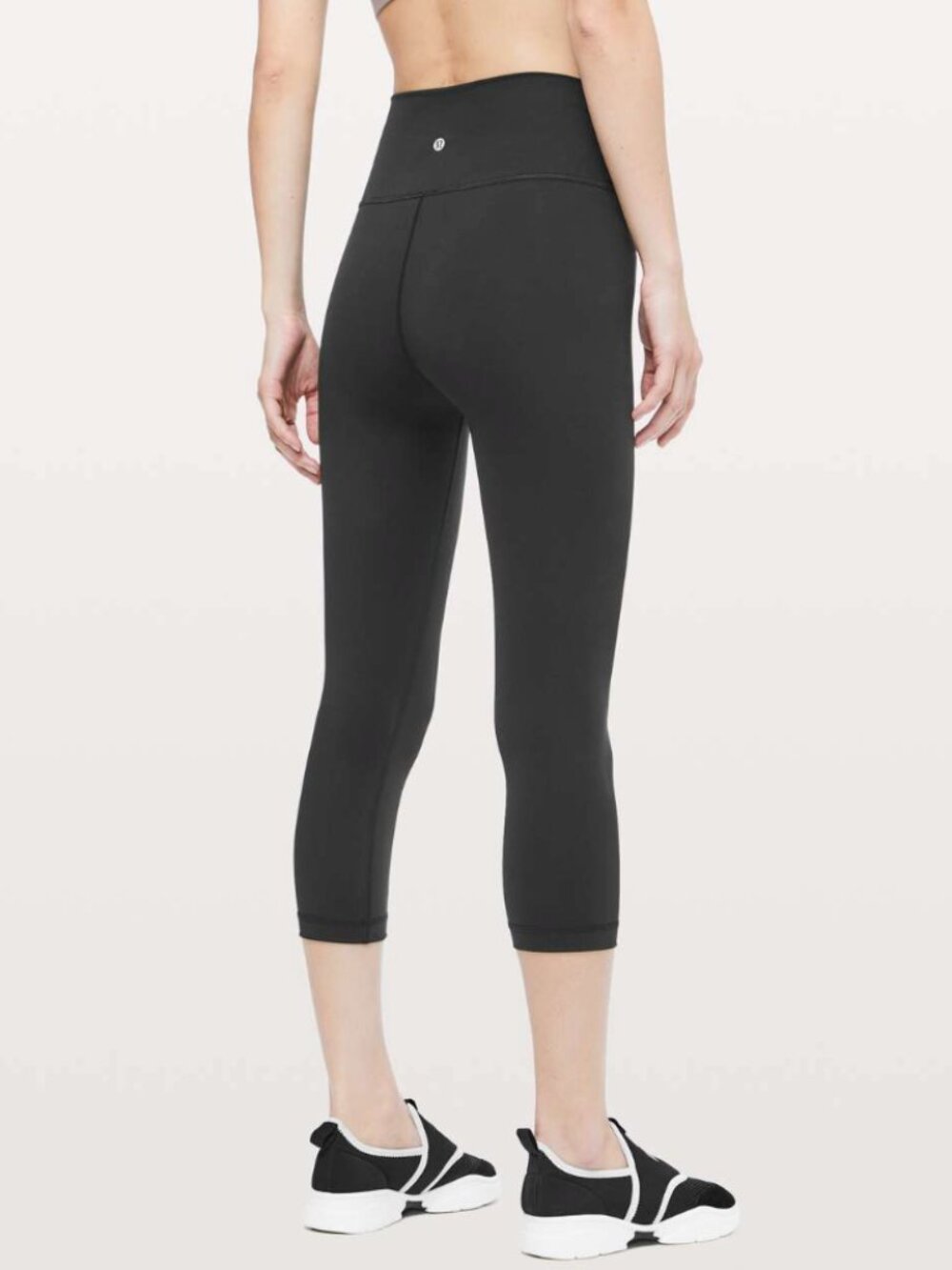 Lululemon black 21" inseam crop leggings